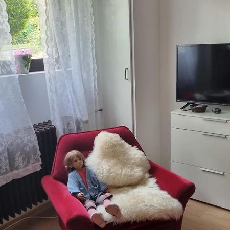 Ferienzimmer Bei Thomas - Gemuetliches Schlaf- Und Wohnzimmer Mit Modernem Bad Ulm Exterior foto
