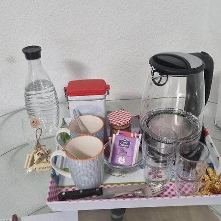 Ferienzimmer Bei Thomas - Gemuetliches Schlaf- Und Wohnzimmer Mit Modernem Bad Ulm Exterior foto