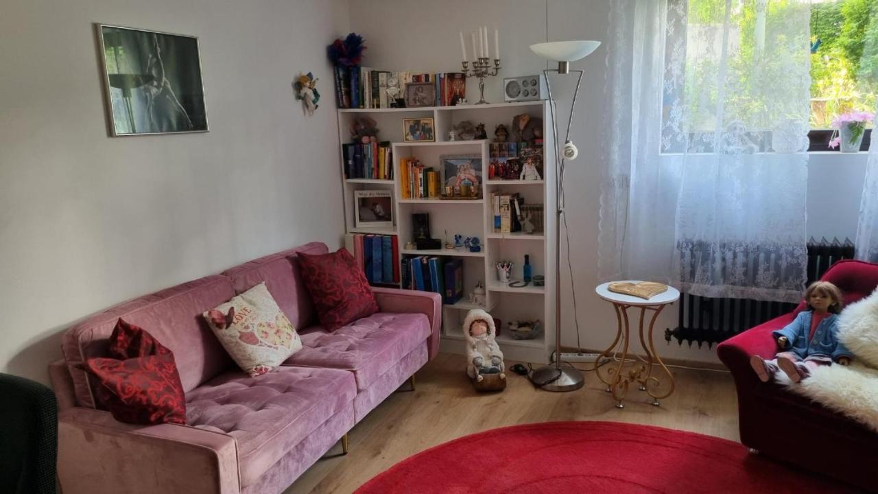 Ferienzimmer Bei Thomas - Gemuetliches Schlaf- Und Wohnzimmer Mit Modernem Bad Ulm Exterior foto