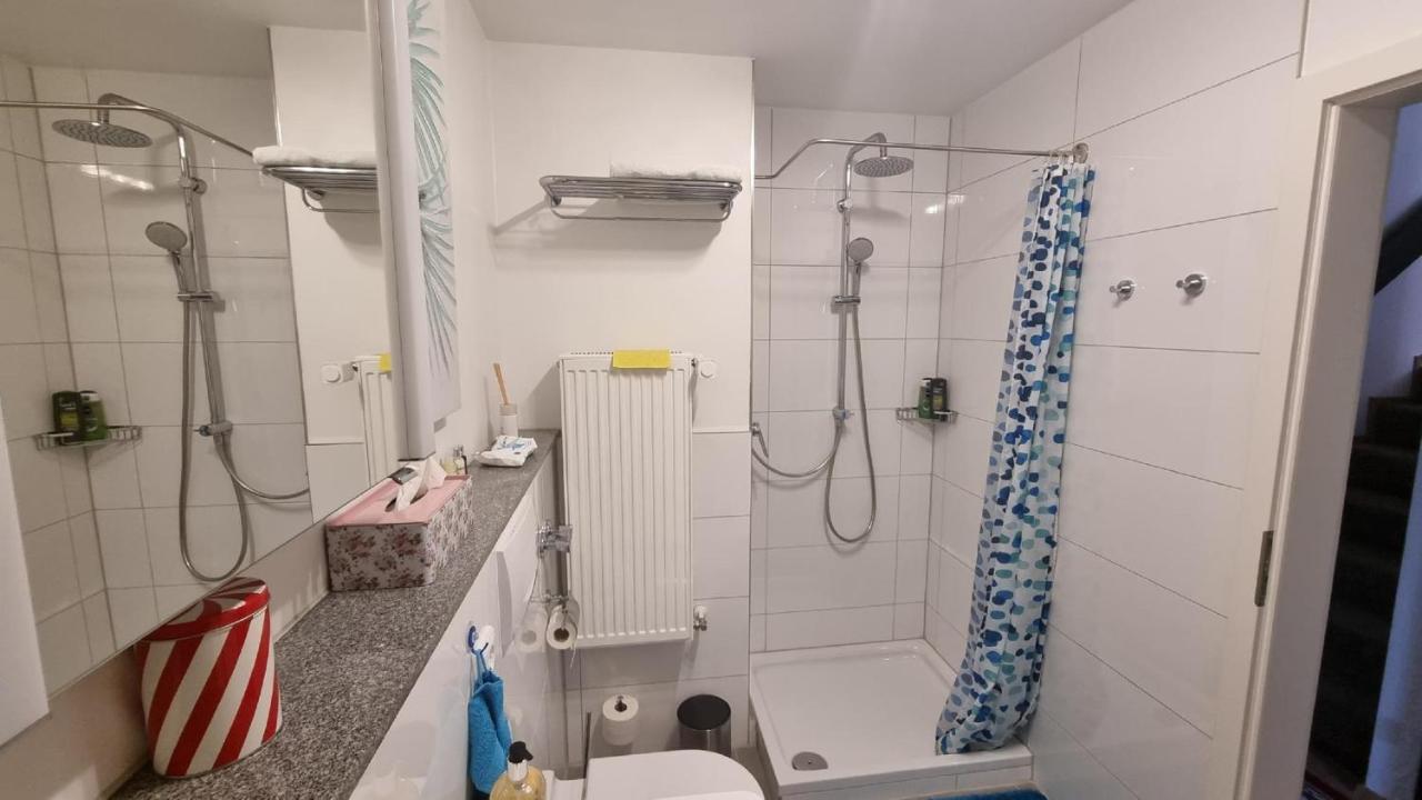 Ferienzimmer Bei Thomas - Gemuetliches Schlaf- Und Wohnzimmer Mit Modernem Bad Ulm Exterior foto